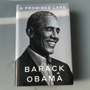 1st Edition - A Promised Land Hardcover Book by Barack Obama